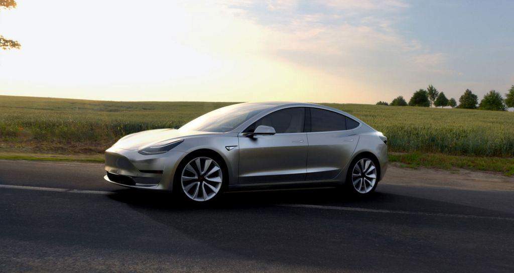 Cover Image for Tesla Motors Model 3 über 370.000 Mal reserviert