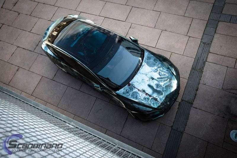 Cover Image for Zombie infizierter Tesla Model S