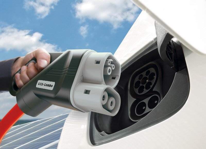 Cover Image for BMW, Daimler, Ford und der VW Konzern planen Joint Venture für ultraschnelles Hochleistungsladenetz