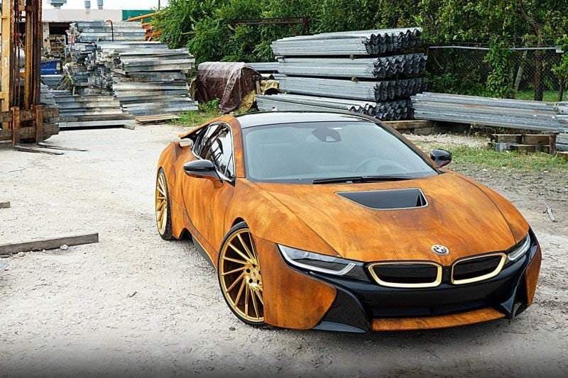 Cover Image for BMW i8 mit Rost-Look im Exterieur Design (Unikat)
