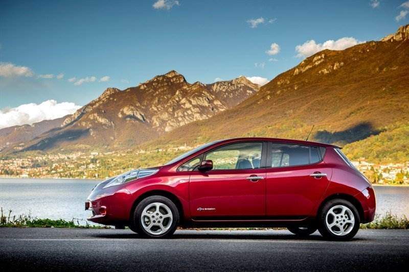 Cover Image for Über 1.600 in Deutschland neu zugelassene Nissan Leaf und e-NV200 in 2016
