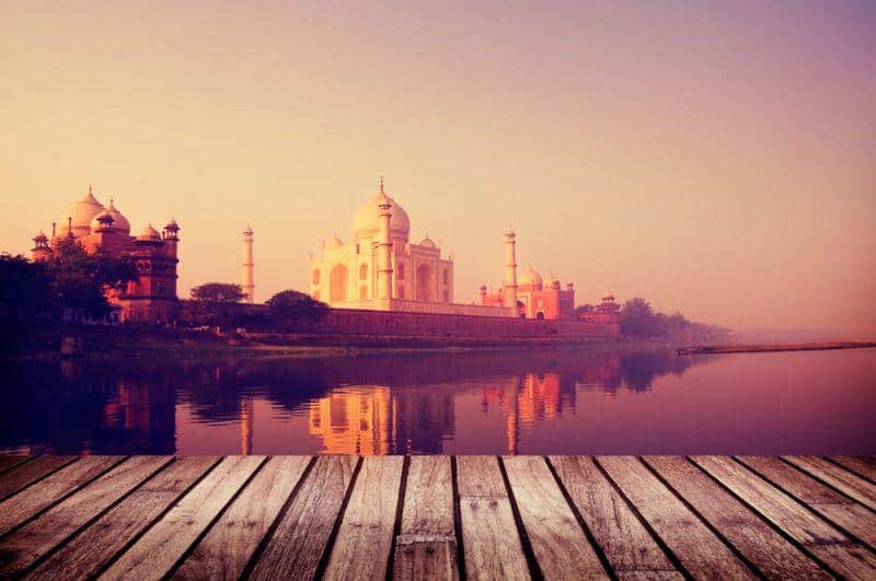 Cover Image for Essel plant massiven Invest um eine Ladeinfrastruktur für Elektrofahrzeuge in Indien aufzubauen