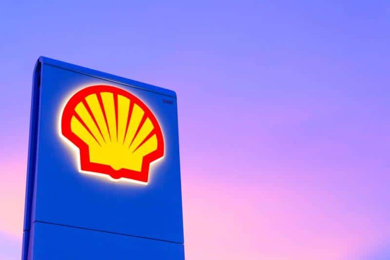 Cover Image for Shell & Ample beschäftigen sich mit autonomer Akkutausch-Technologie