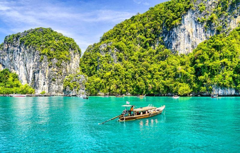 Cover Image for BYD plant Lieferung von mehr als 1.000 Elektroautos nach Thailand