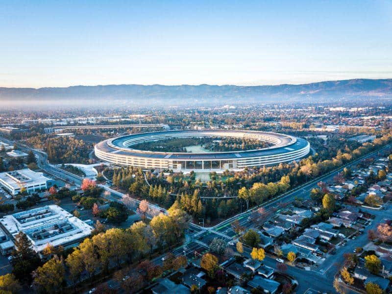 Cover Image for Apple Car als Elektro-Van – Autonom, elektrisch sparsam und mit eigenem Motor / Batterie unterwegs