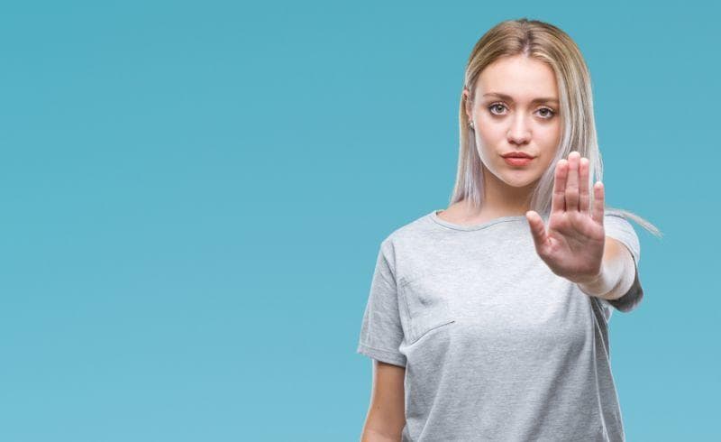 Cover Image for Tesla warnt vor bevorstehenden Mangel an Batterie-Rohstoffen wie Nickel, Kupfer und Lithium