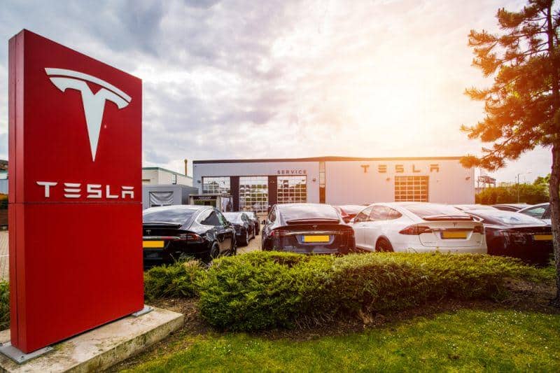 Cover Image for Tesla verliert seinen Produktionsleiter zu einem kritischen Zeitpunkt