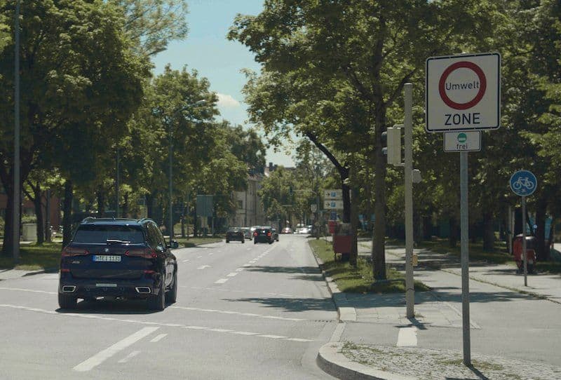Cover Image for Mehr Lebensqualität in Städten: Plug-In-Hybride von BMW im urbanen Umfeld automatisch emissionslos und leise