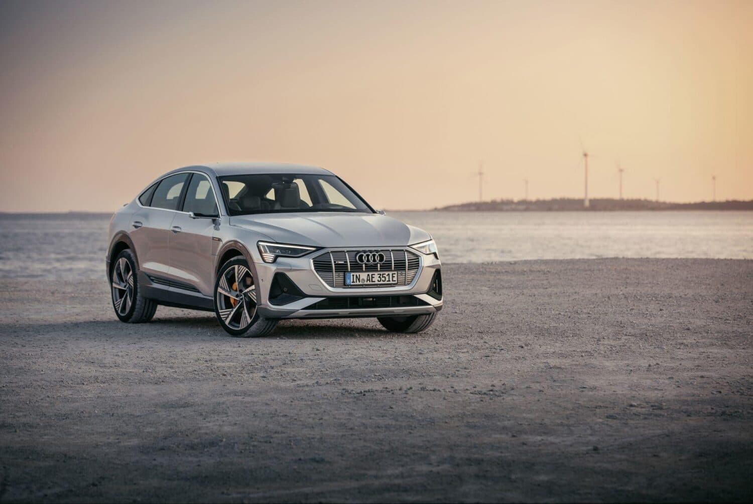Cover Image for Audi e-tron Sportback: E-SUV-Coupé mit bis zu 300 kW und 446 km Reichweite