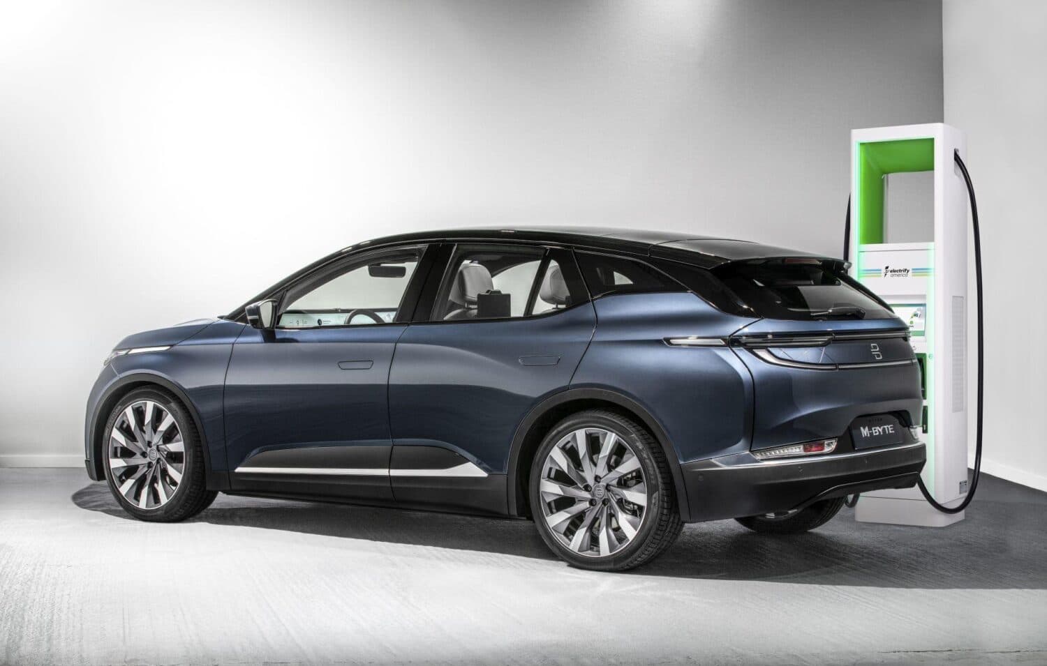 Cover Image for Volkswagen lädt BYTONs M-Byte