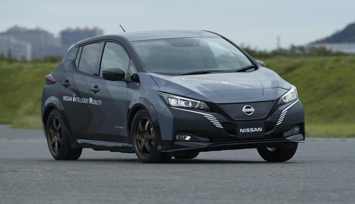 Cover Image for CES 2020: Nissan zeigt vollelektrisches, intelligentes Allradsystem