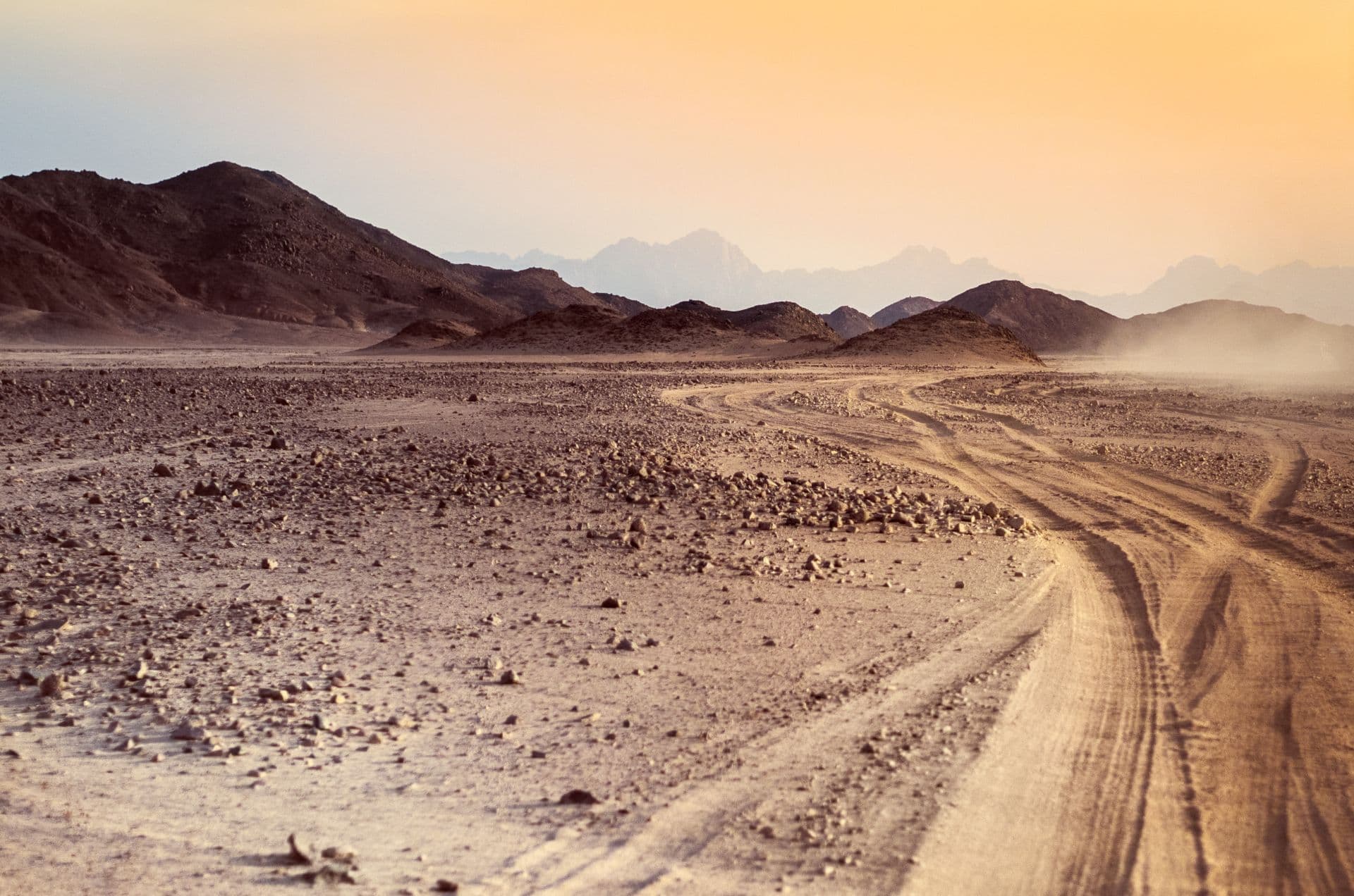 Cover Image for Citroën „Ë.PIC“: Vollelektrische Sahara-Durchquerung im Jahr 2022