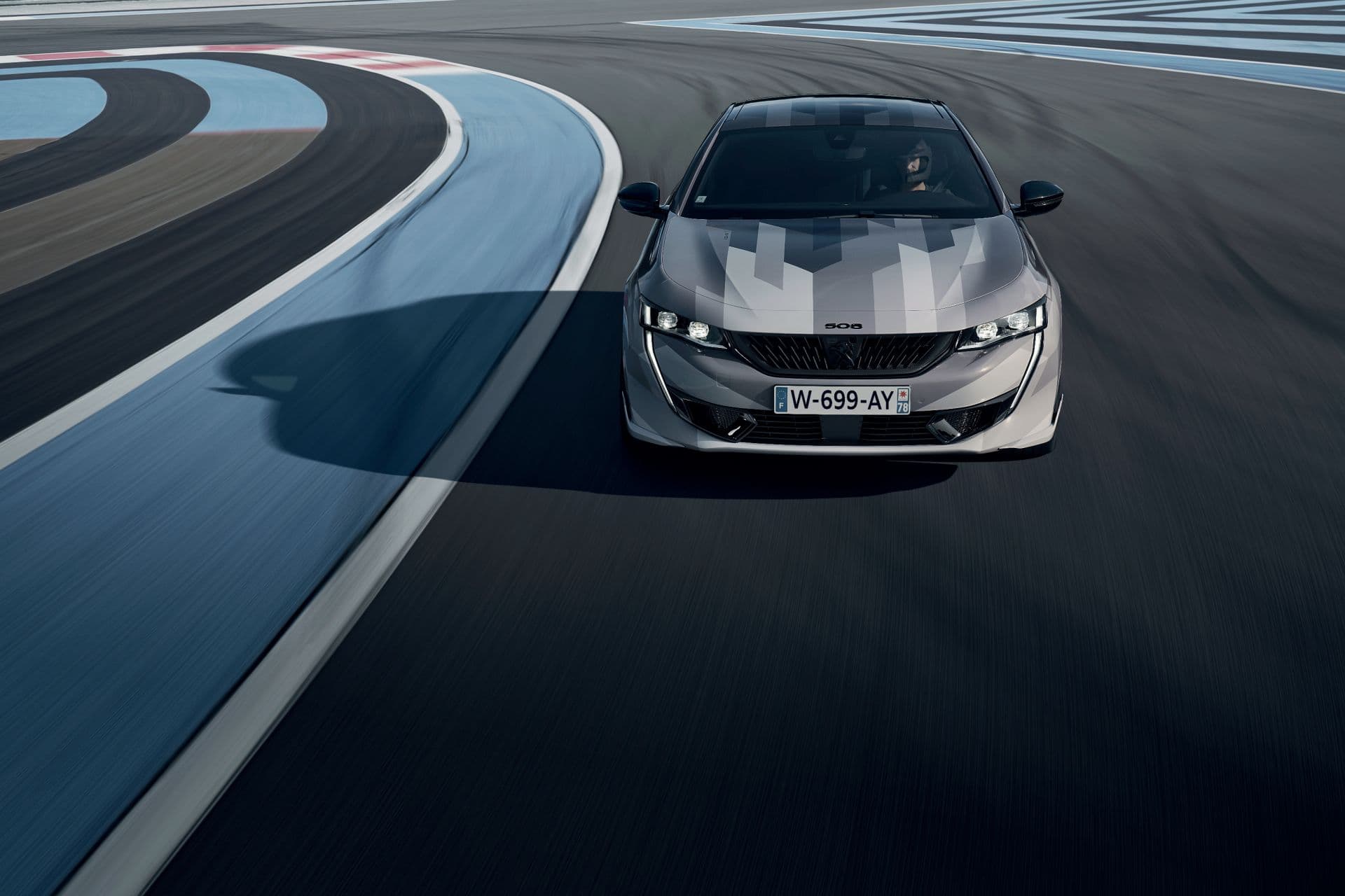 Cover Image for PEUGEOT 508 Peugeot Sport Engineered: Auf dem Weg in eine sportliche und nachhaltige Zukunft