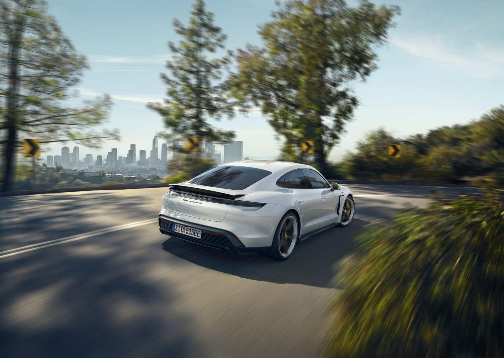 Cover Image for Porsche Taycan Turbo S: Watt für ein Geschoss