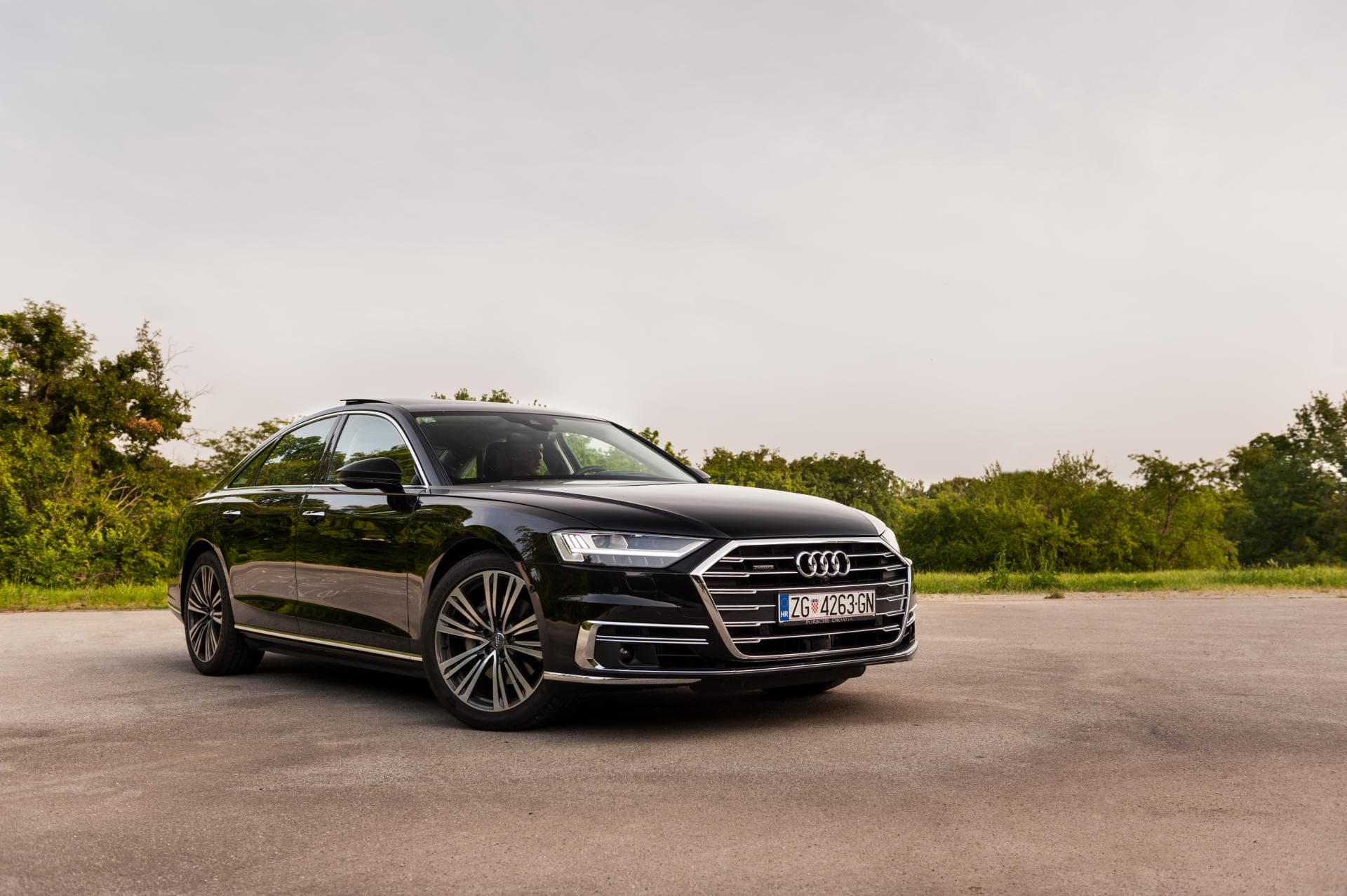 Cover Image for Audi A8 wird als reines E-Auto nicht auf die Straße kommen; Konzentration auf SUVs