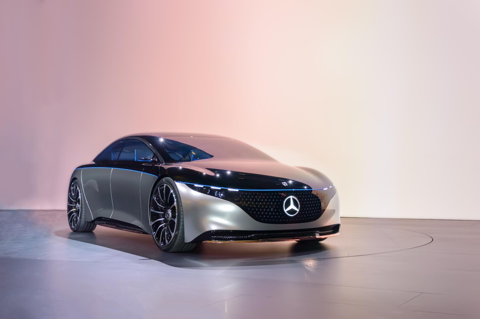 Cover Image for Daimler-Strategie laut Forschungs-Vorstand „klar: Electric first!“
