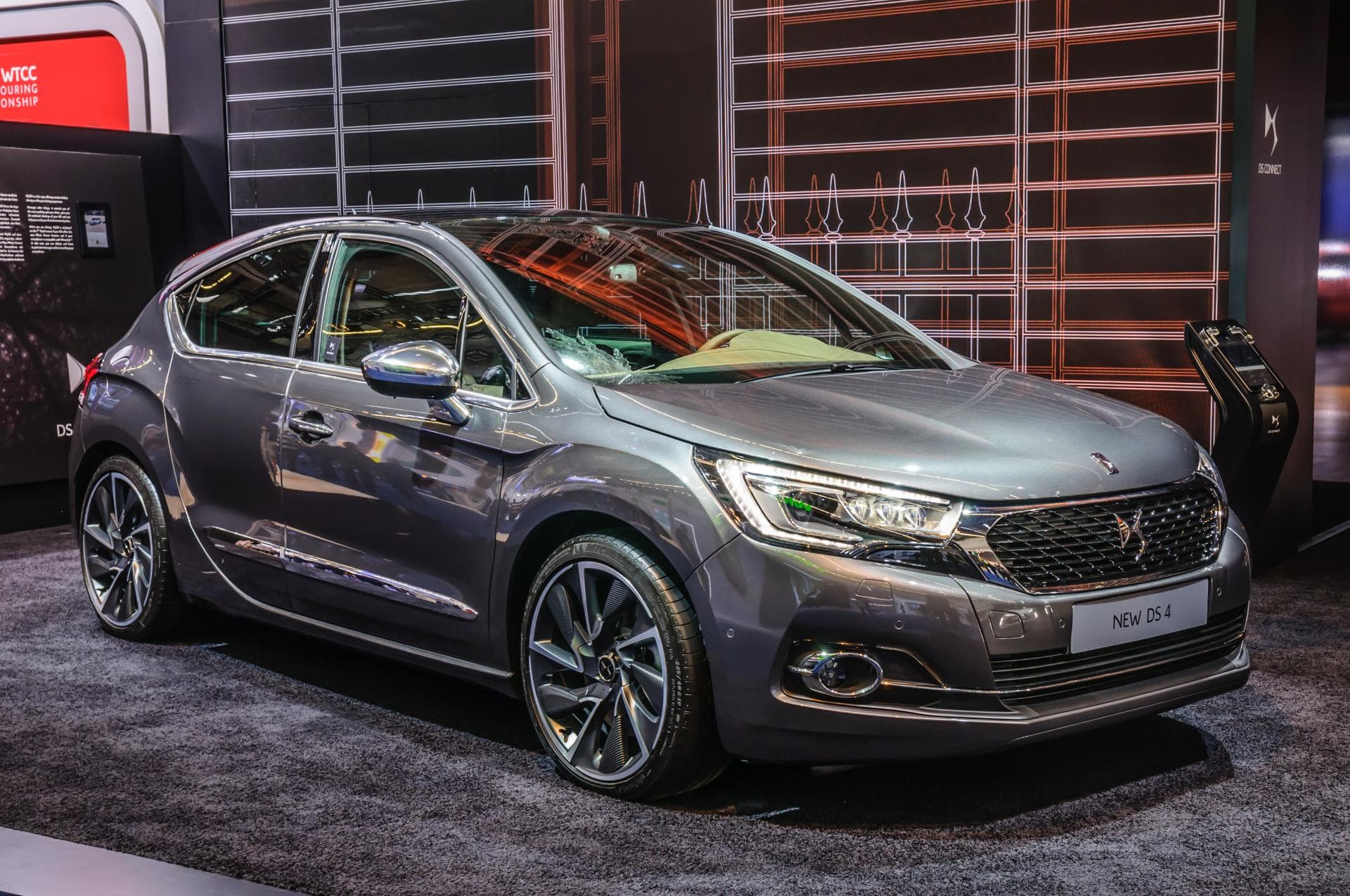 Cover Image for DS 4 könnte als E-Auto / Plug-In-Hybrid bei Opel Rüsselsheim vom Band laufen