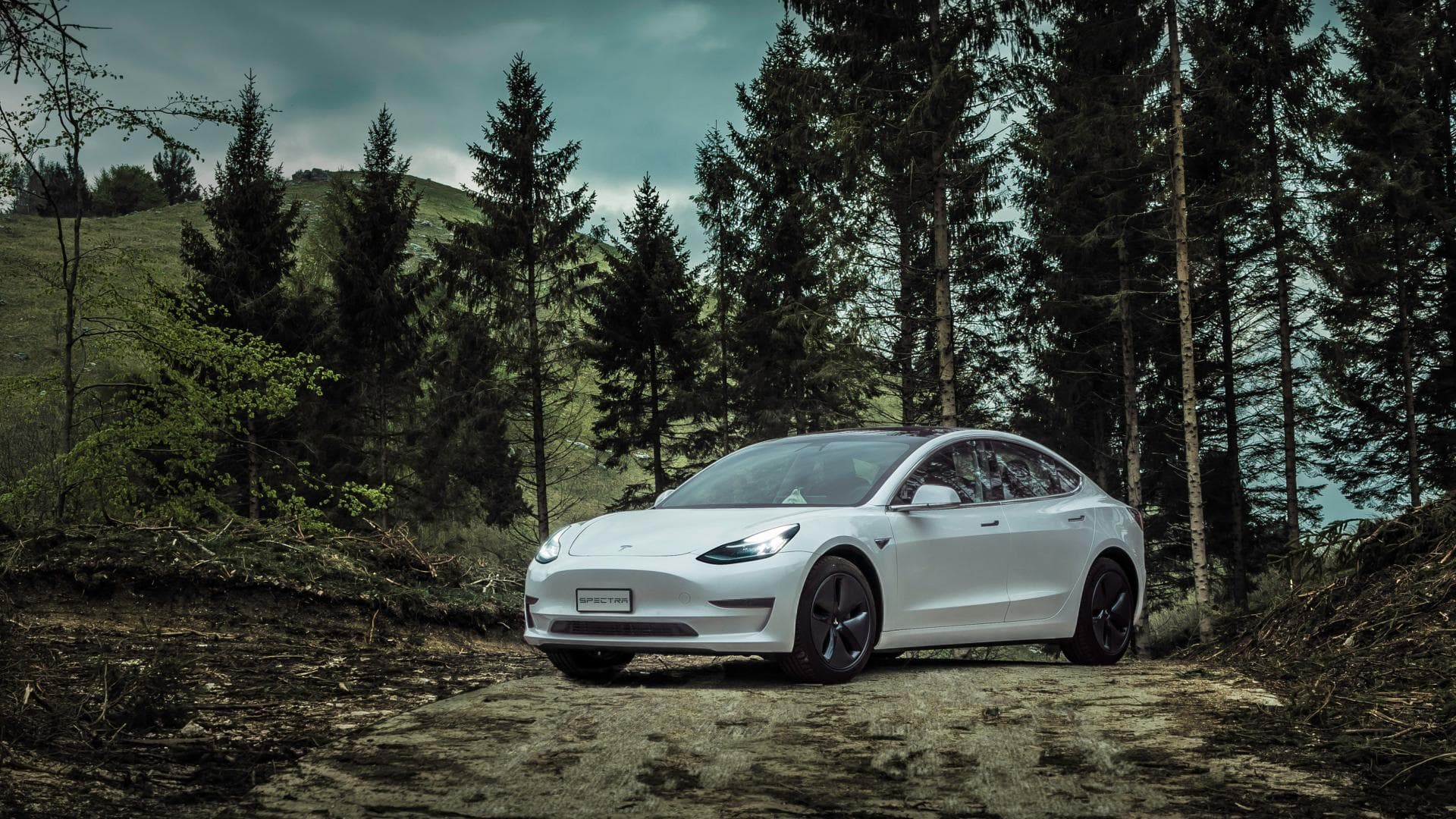 Cover Image for Tesla Model 3 erhält dank Lightyear ein Solardach