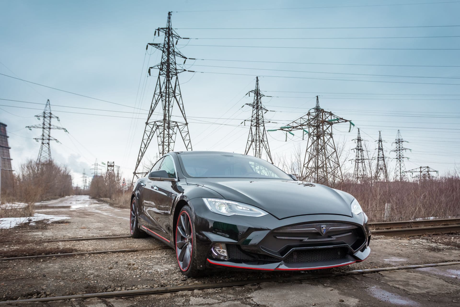Cover Image for Tesla Model S künftig mit 647 km Reichweite durch Vielzahl von Verbesserungen