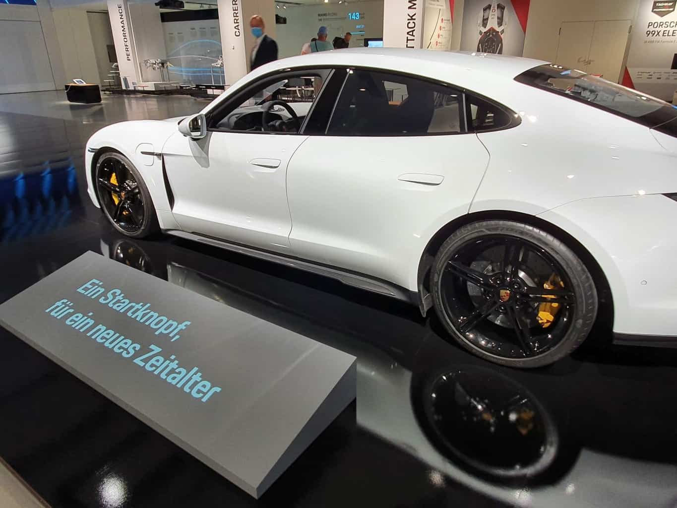 Cover Image for Porsche: Am Anfang war der Akku