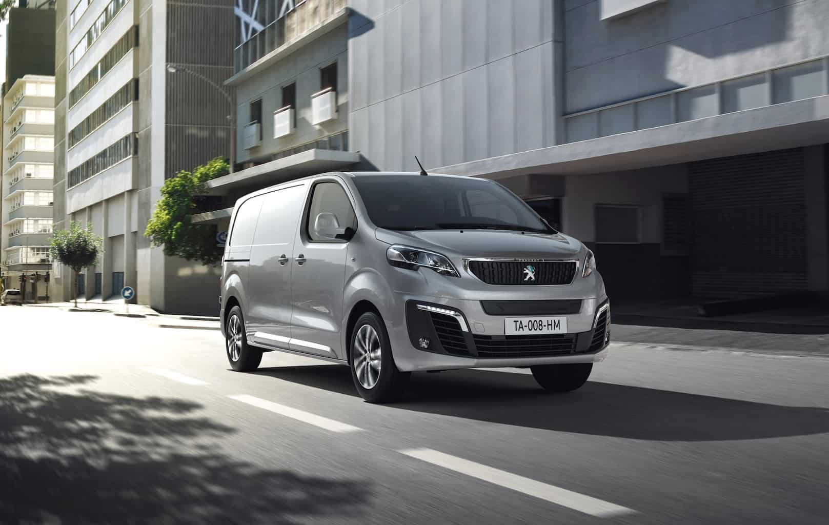 Cover Image for Peugeot stellt Details des Elektrotransporters e-Expert vor