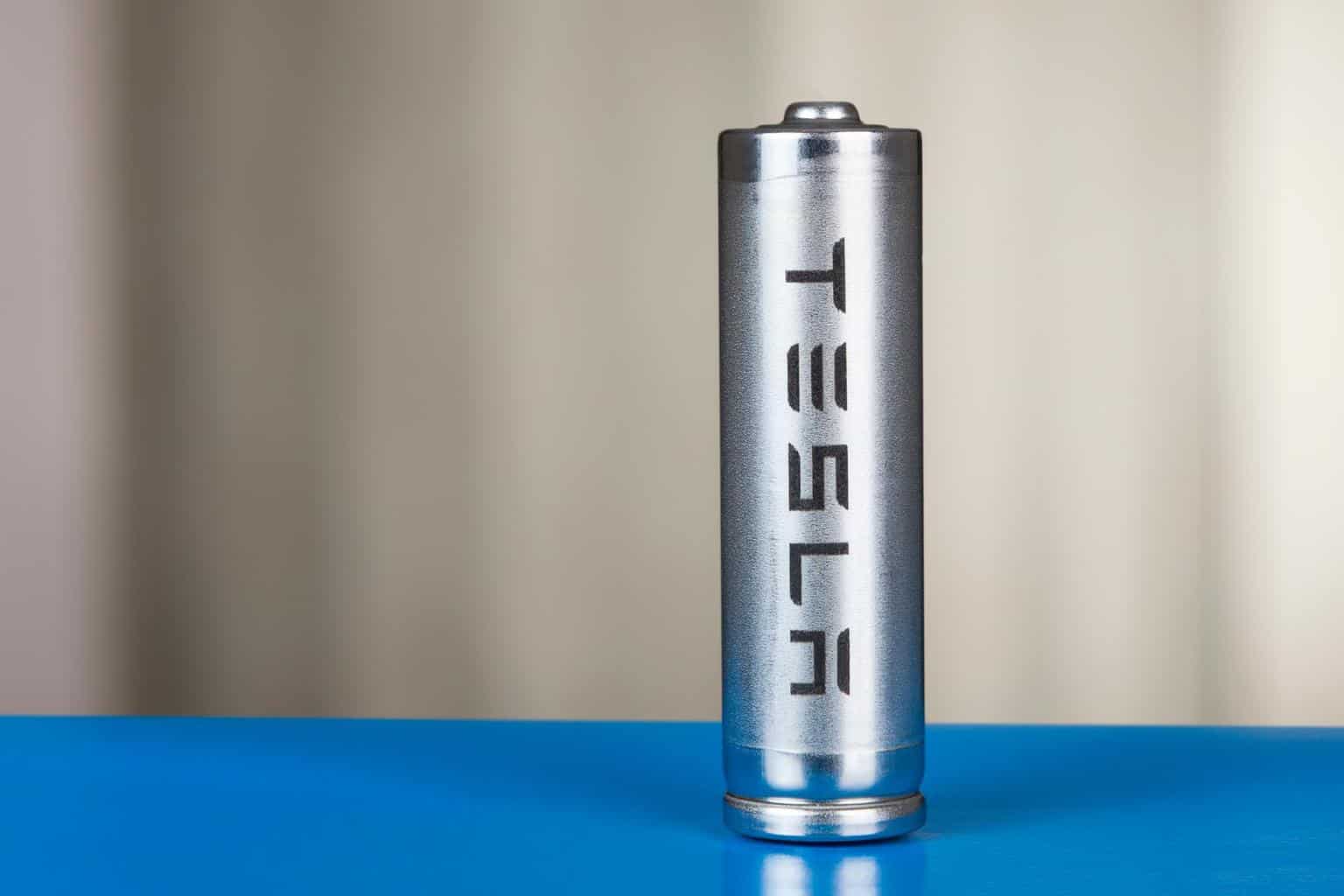 Cover Image for Panasonic: Tesla-Batterien sollen 20% mehr Energiedichte erhalten