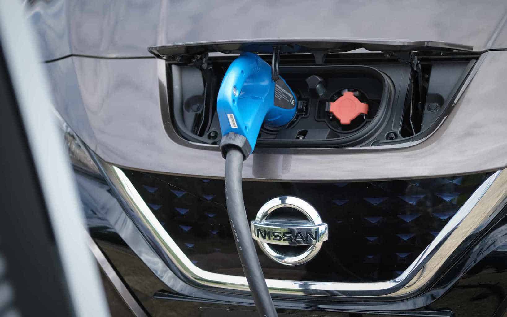Cover Image for Elektroautos als Stromlieferant: Eon und Nissan testen V2G in Großbritannien