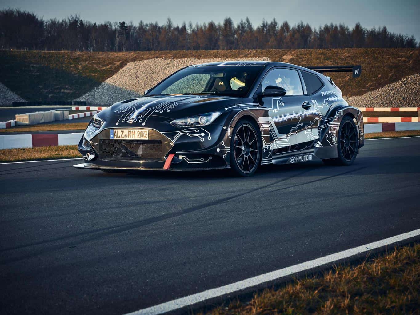 Cover Image for Hyundai’s RM20e zeigt, was man von Rimac-Kooperation erwarten kann