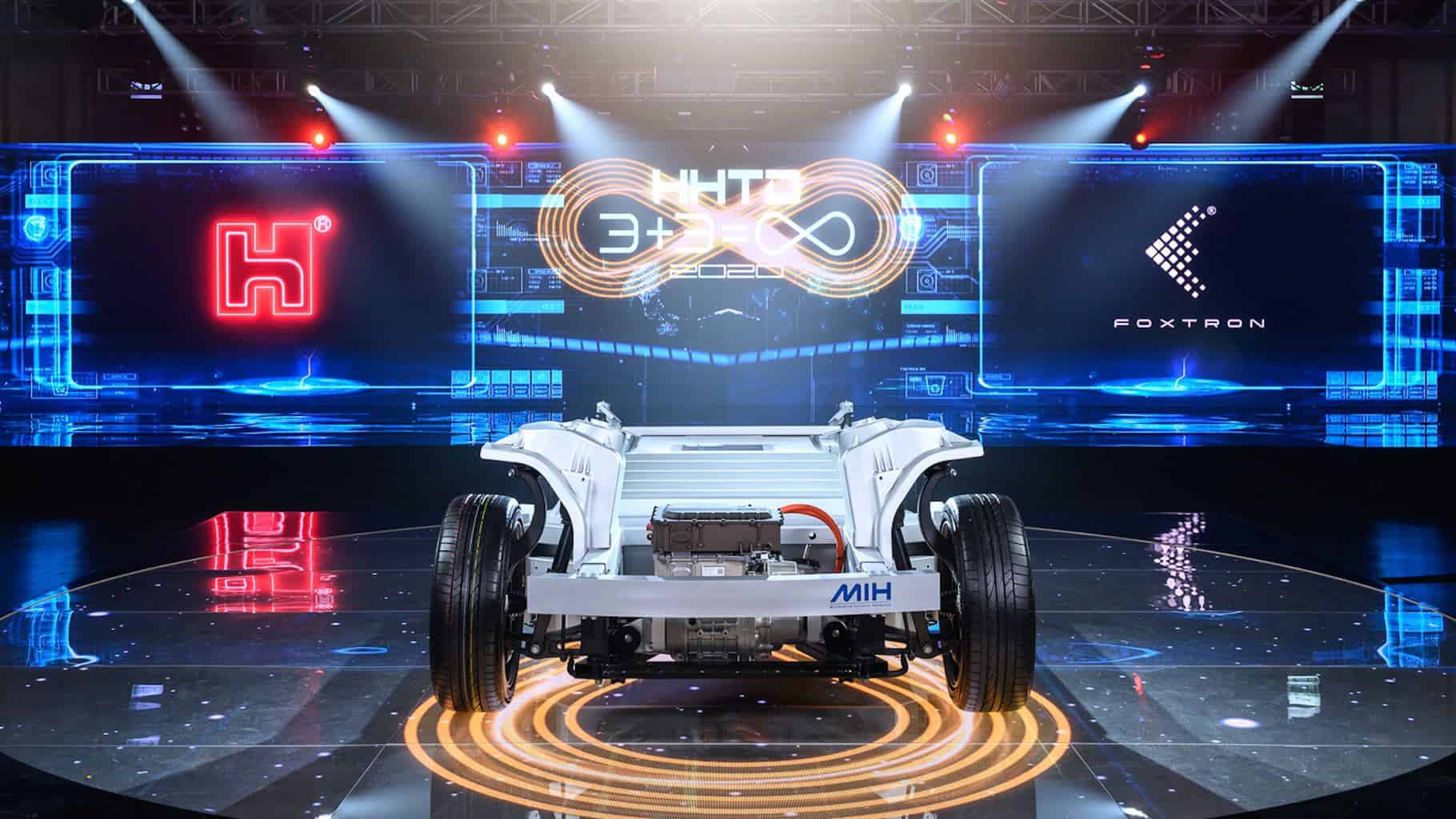 Cover Image for Apple-Auftragsfertiger Foxconn stellt Elektroauto-Plattform vor
