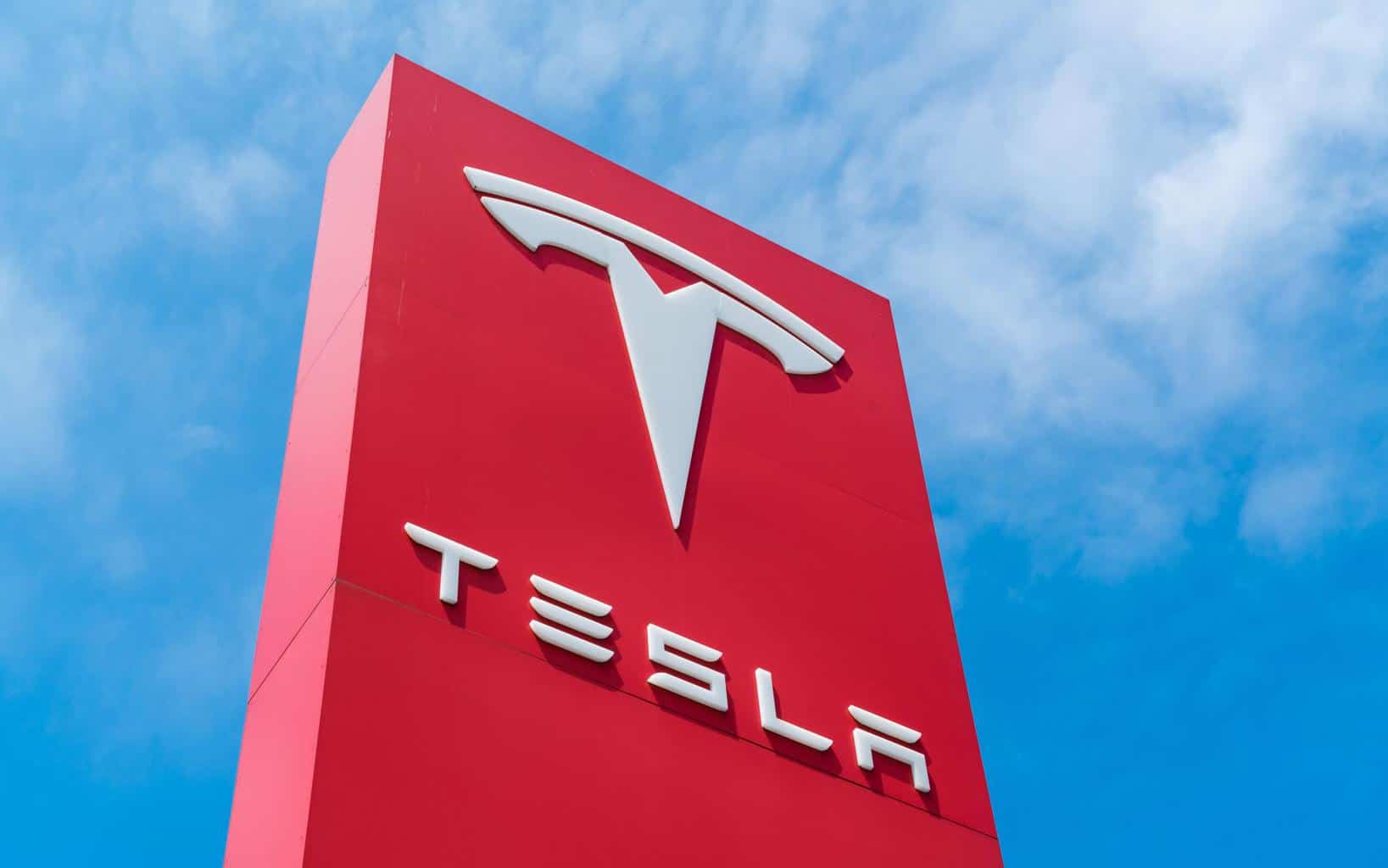 Cover Image for Tesla soll deutschen Batteriemontage-Spezialisten ATW übernehmen wollen