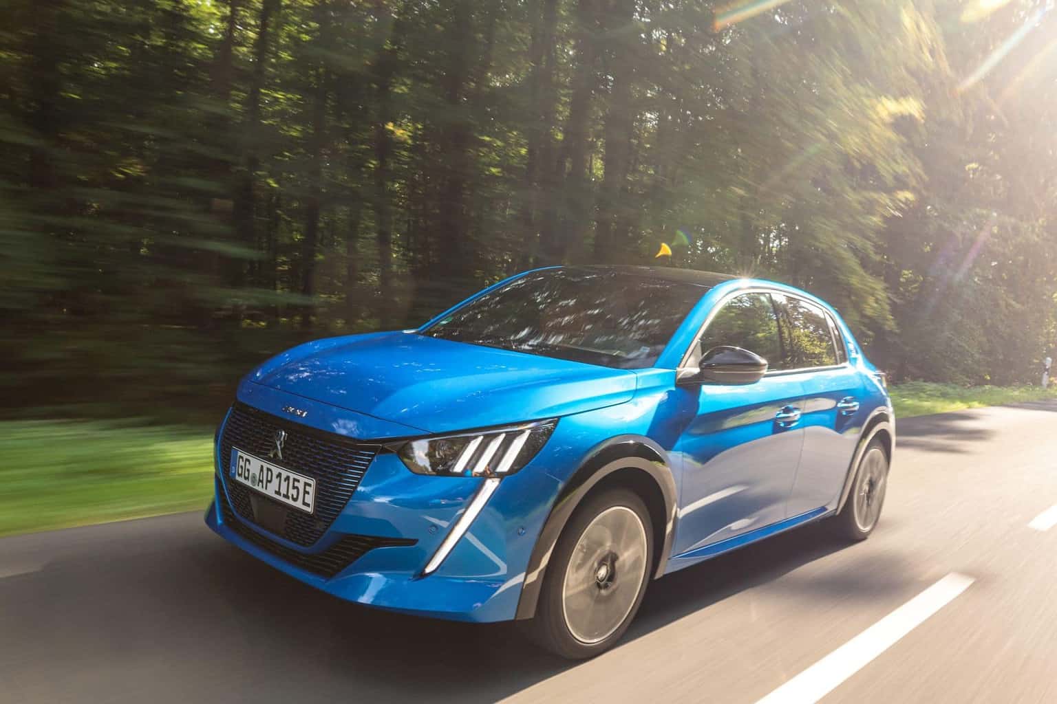 Cover Image for Peugeot 208 und 2008 künftig nur noch mit Elektroantrieb