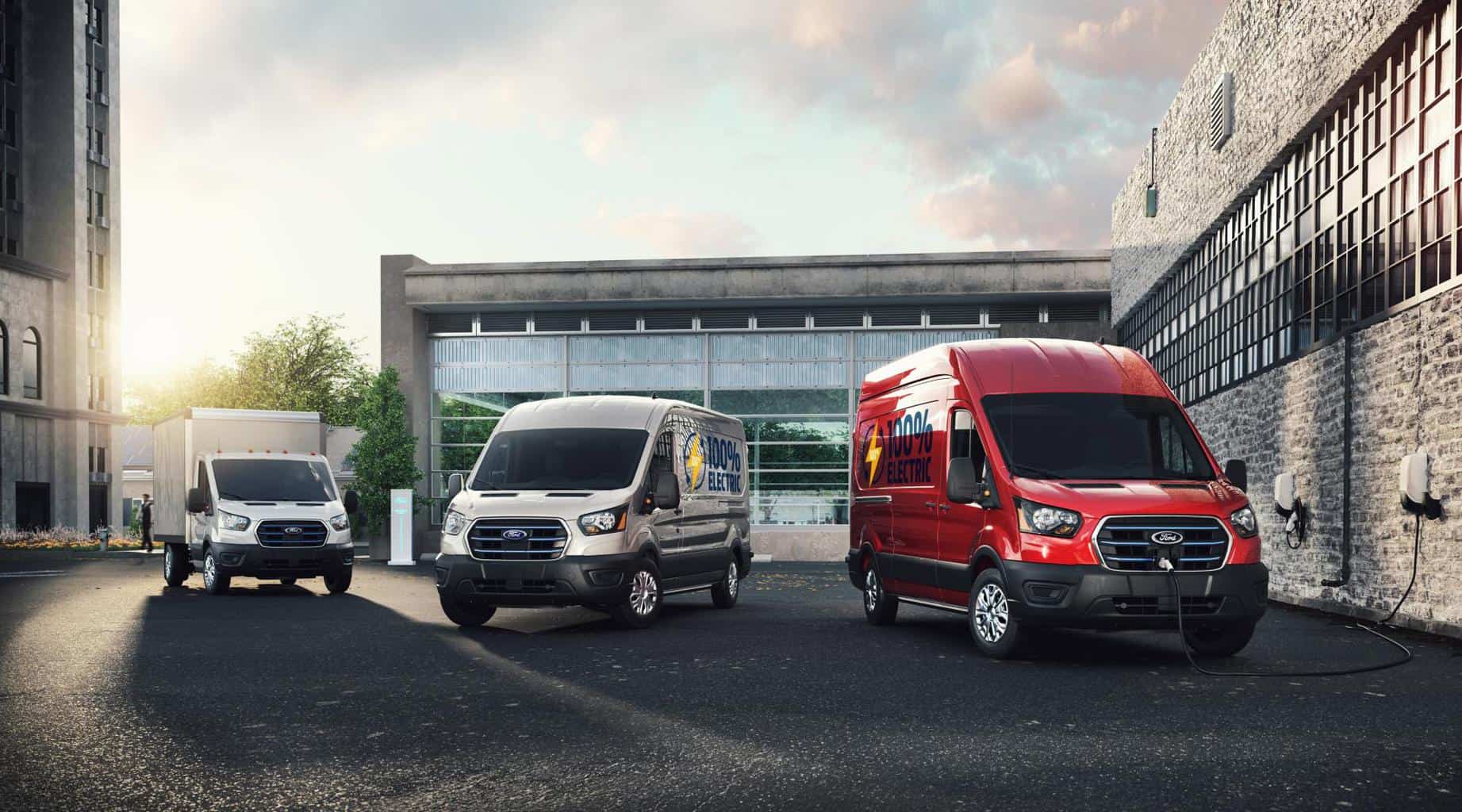 Cover Image for Ford E-Transit: Transporter der „Mustang Mach-E zu Gewinn verhilft“ vorgestellt