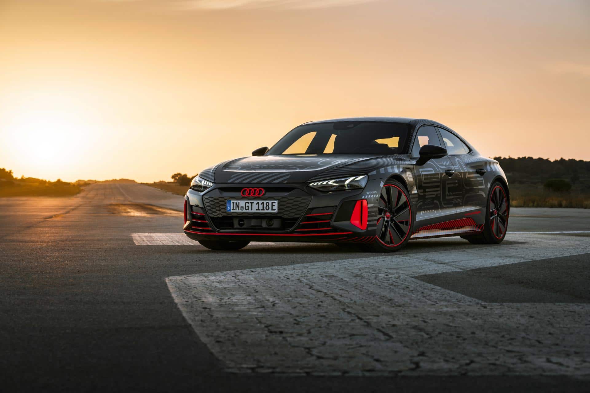 Cover Image for Meinung zum Audi RS e-tron GT: Vier Ringe – zwei Pole