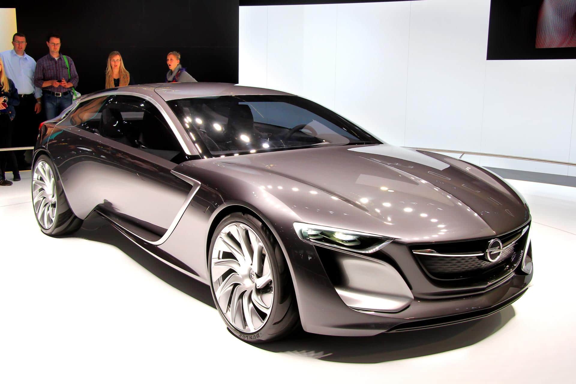 Cover Image for Opel soll neuen Monza als Elektro-Flaggschiff und E-Kleinstwagen planen