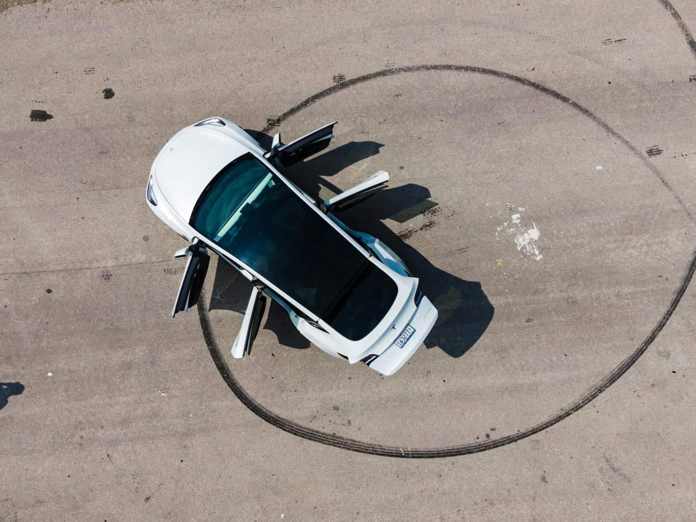 Cover Image for Tesla schließt Vertrag mit LG Chem für Model Y-Akkus in China