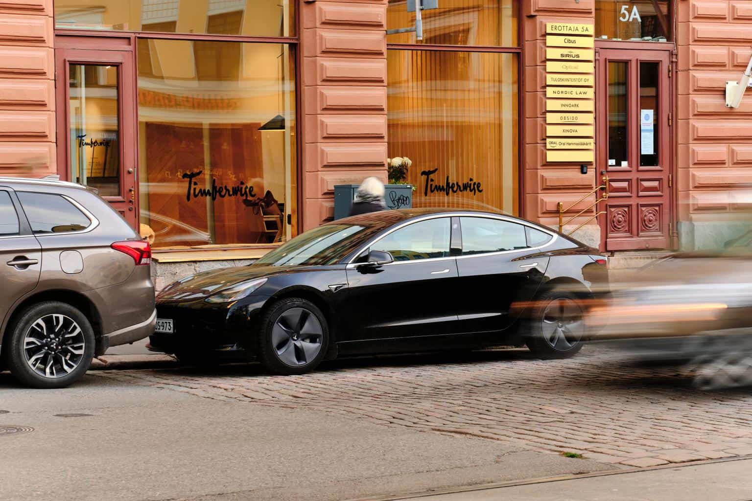 Cover Image for Tesla treibt Model 3-Produktion in Giga Shanghai auf die Spitze