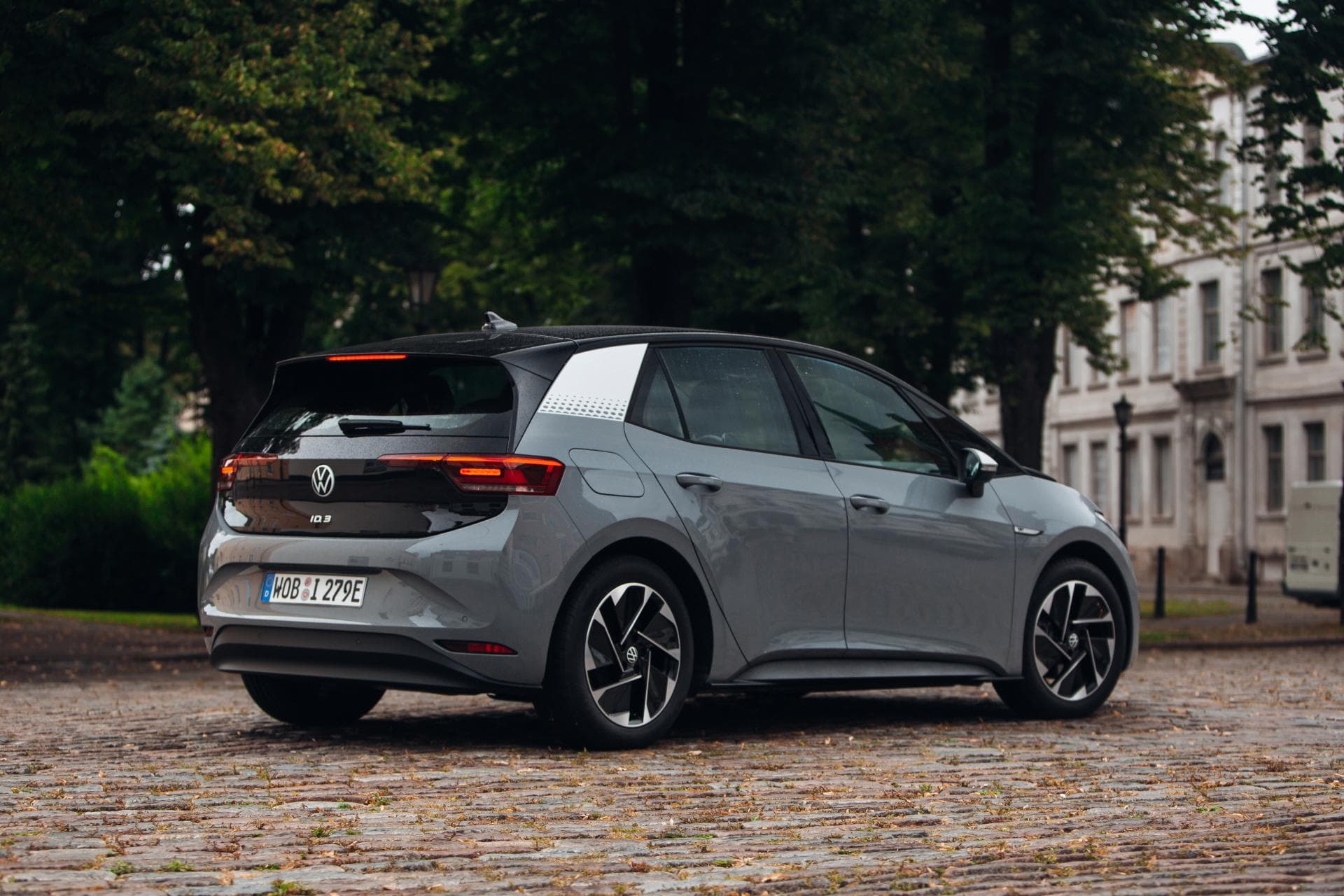 Cover Image for VW blickt auf 270 Millionen Euro Strafzahlung für Verfehlung der CO2-Ziele in 2020