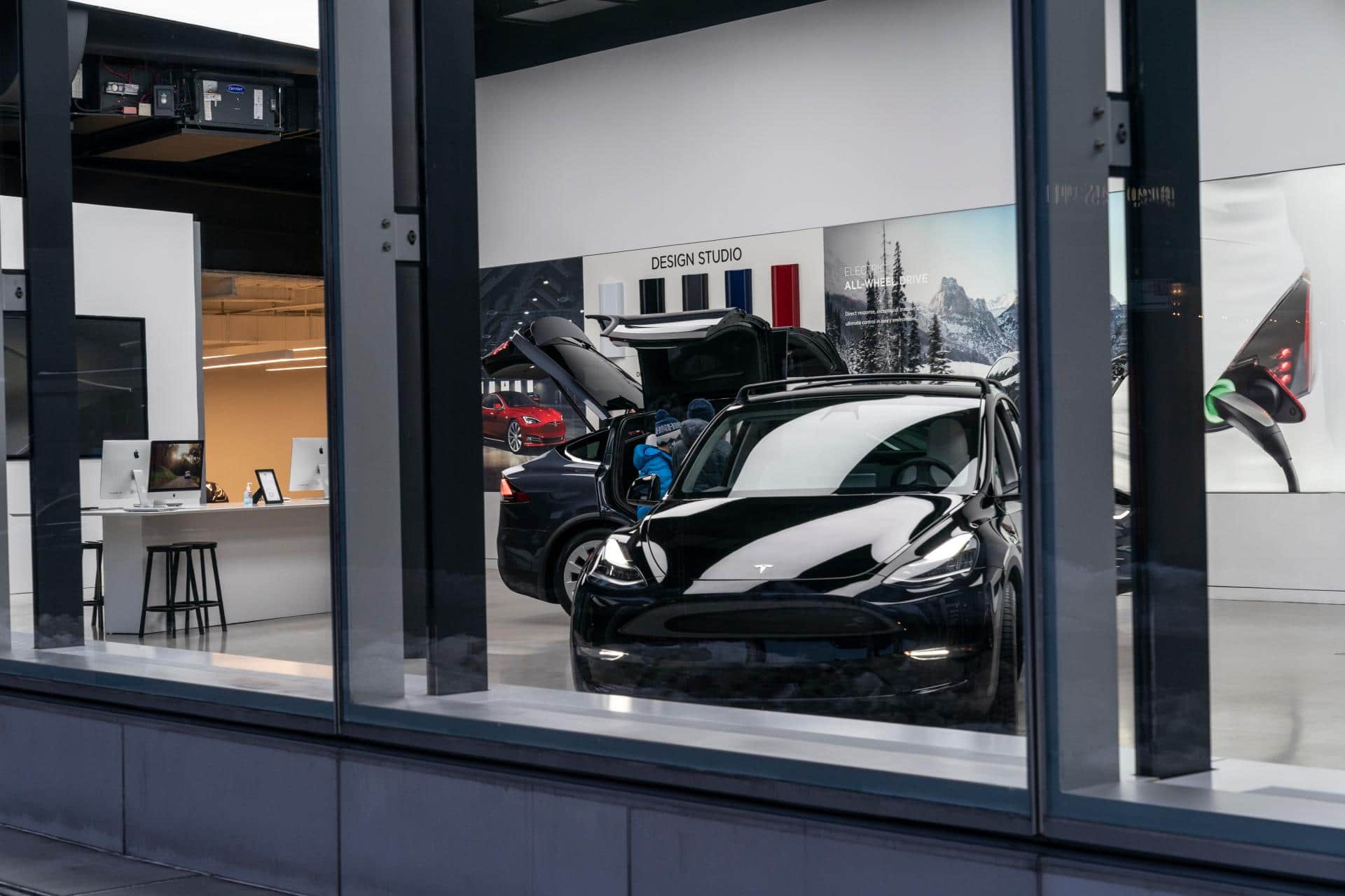 Cover Image for Tesla: Durchgesickerte Mail von Musk lässt 500.000 E-Auto-Ziel greifbar erscheinen