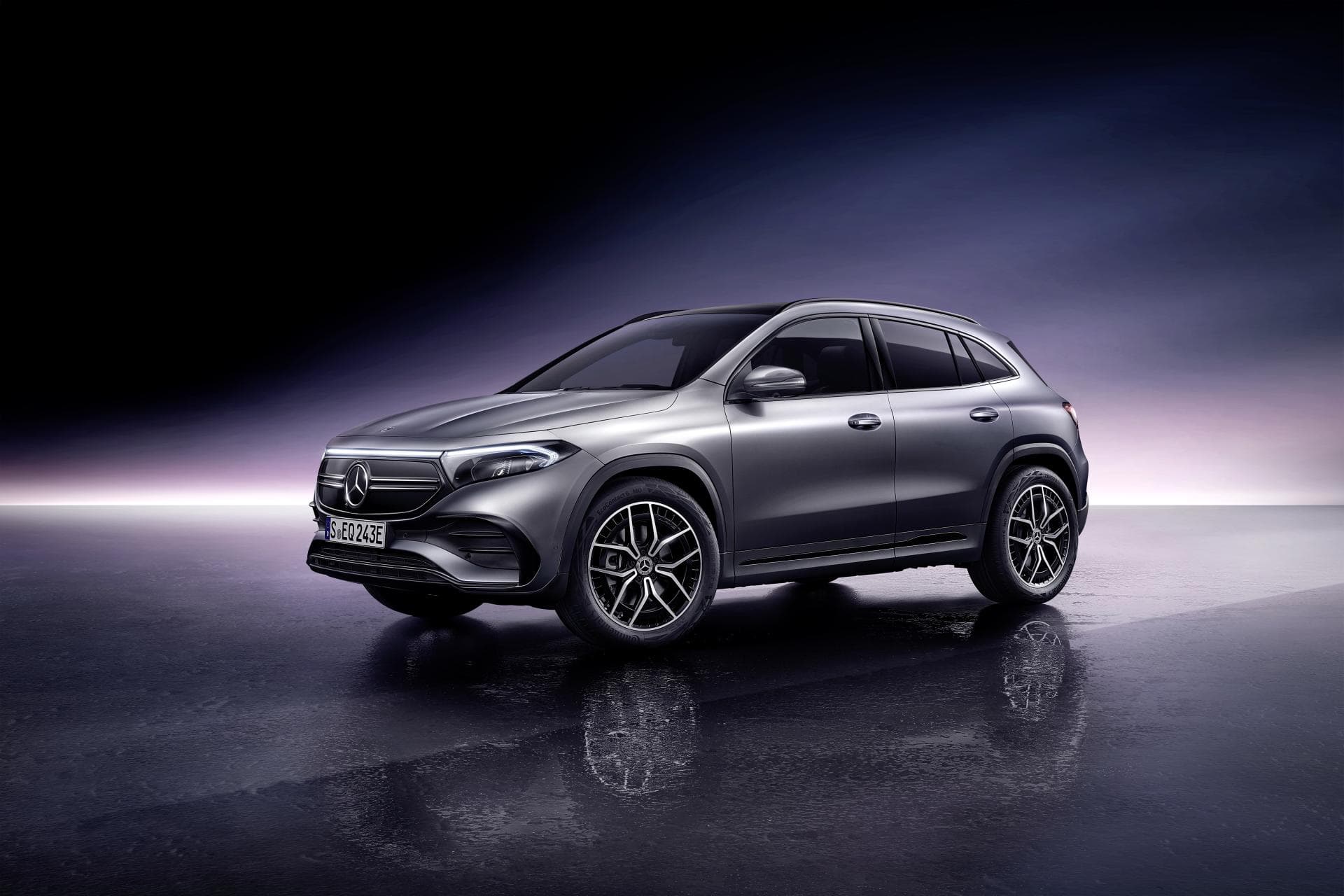 Cover Image for Mercedes-Benz EQA: Elektrischer Athlet mit 140 kW Leistung/ 426 km Reichweite