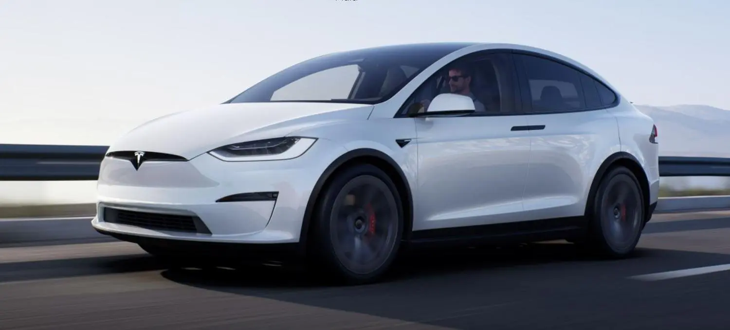 Cover Image for Tesla Model X Plaid: 547 km Reichweite, 750 kW Leistung und Sprinter-Qualitäten