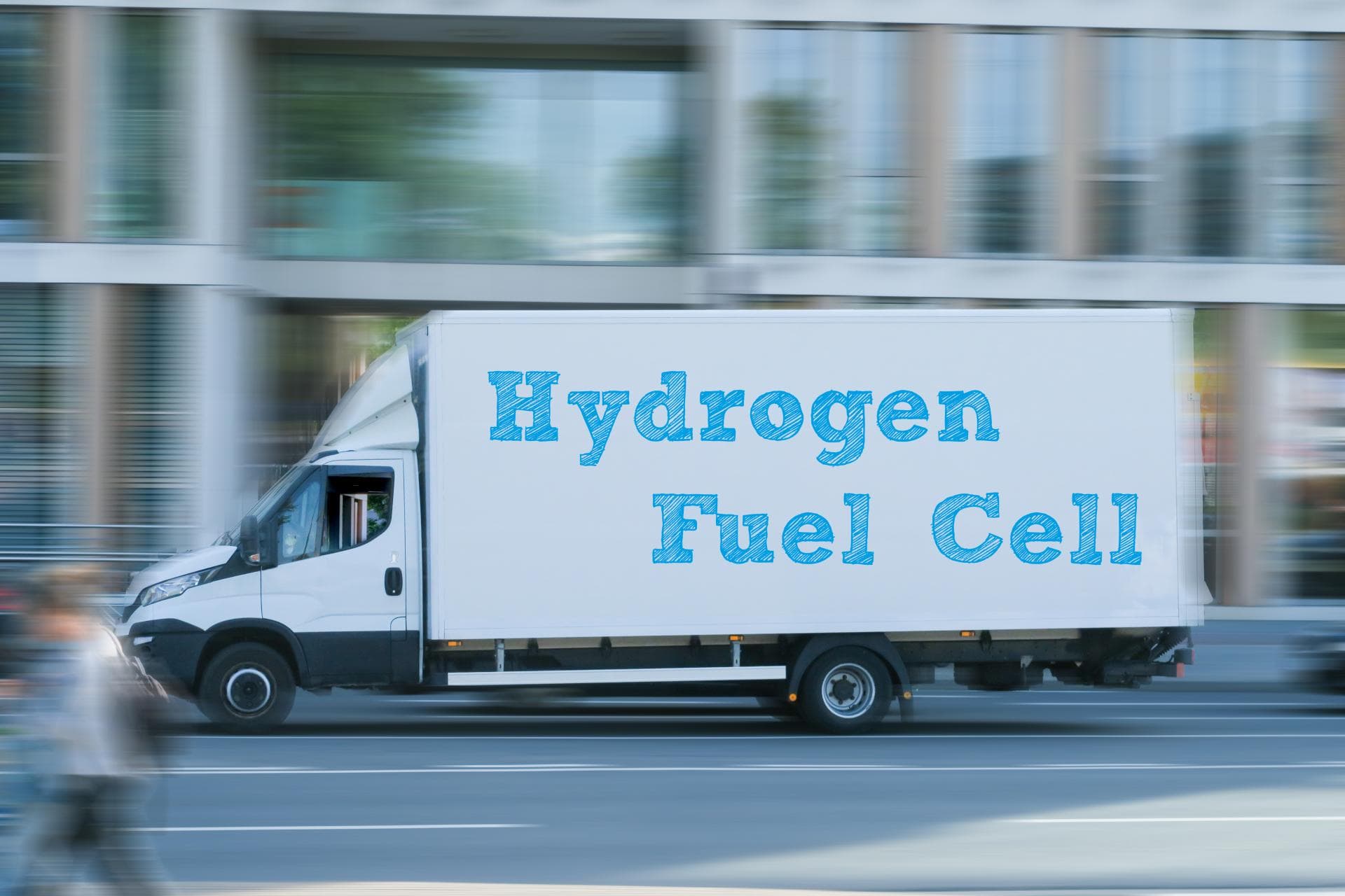 Cover Image for Renault und Plug Power streben Marktführerschaft bei leichten Wasserstoff-Nutzfahrzeugen an
