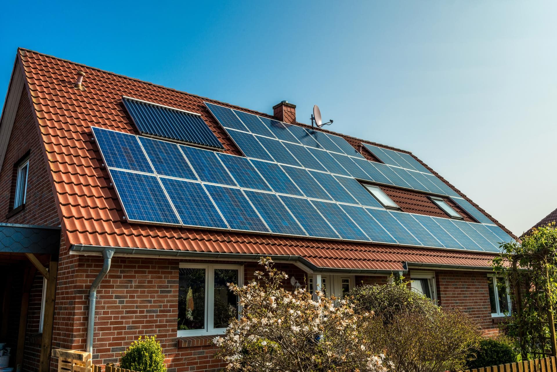 Cover Image for Wissenswertes zum PV-Überschussladen eines E-Autos