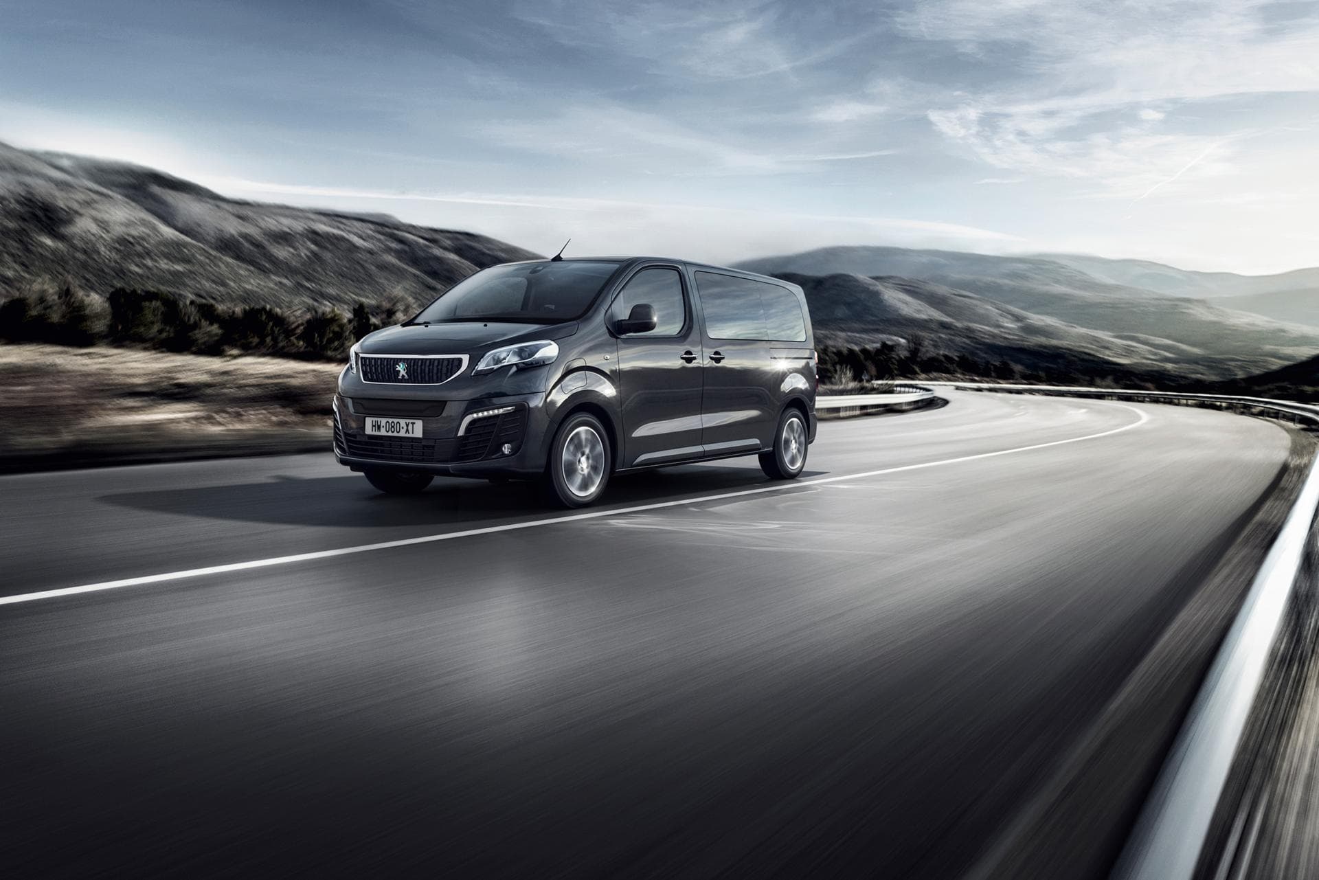 Cover Image for Peugeot-Kleinbusse auch mit 75-kWh-Batterie