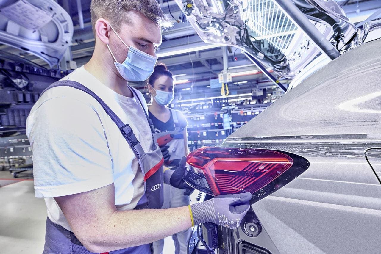 Cover Image for Audi startet in Zwickau mit dem Q4 e-tron