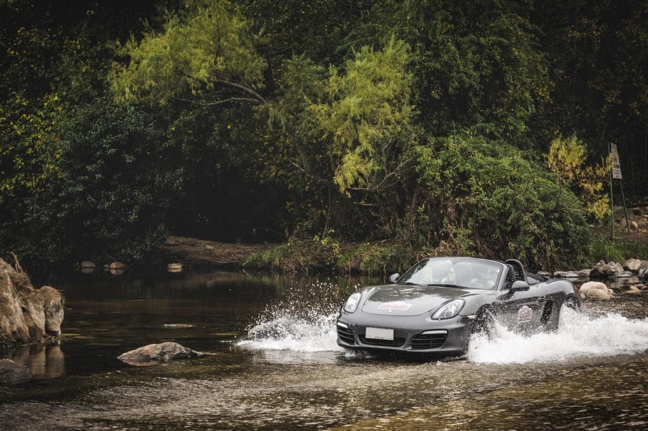 Cover Image for Porsche E-Boxster: Kommt er doch noch? Entscheidung im Sommer erwartet