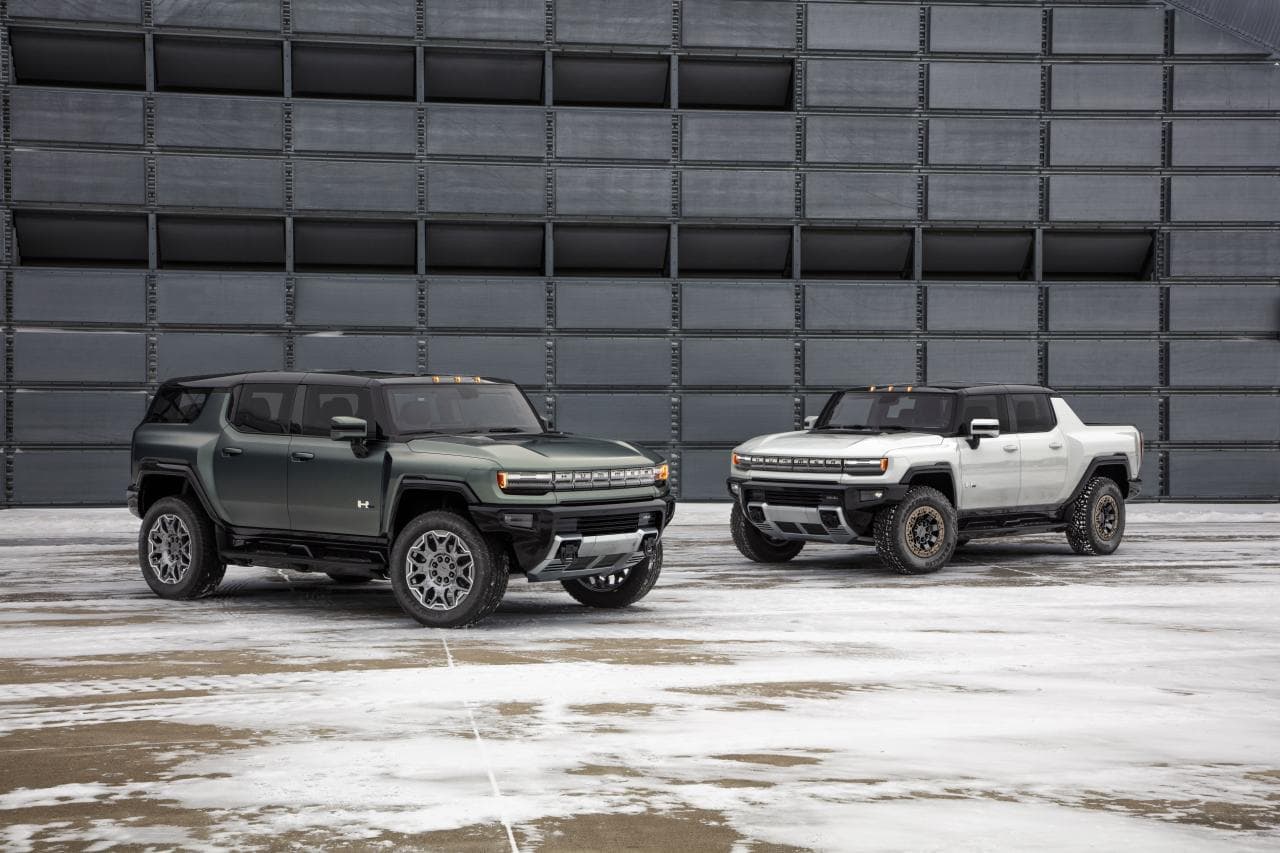 Cover Image for GMC Hummer EV: Elektro-SUV präsentiert sich als Meister der Manövrierfähigkeit