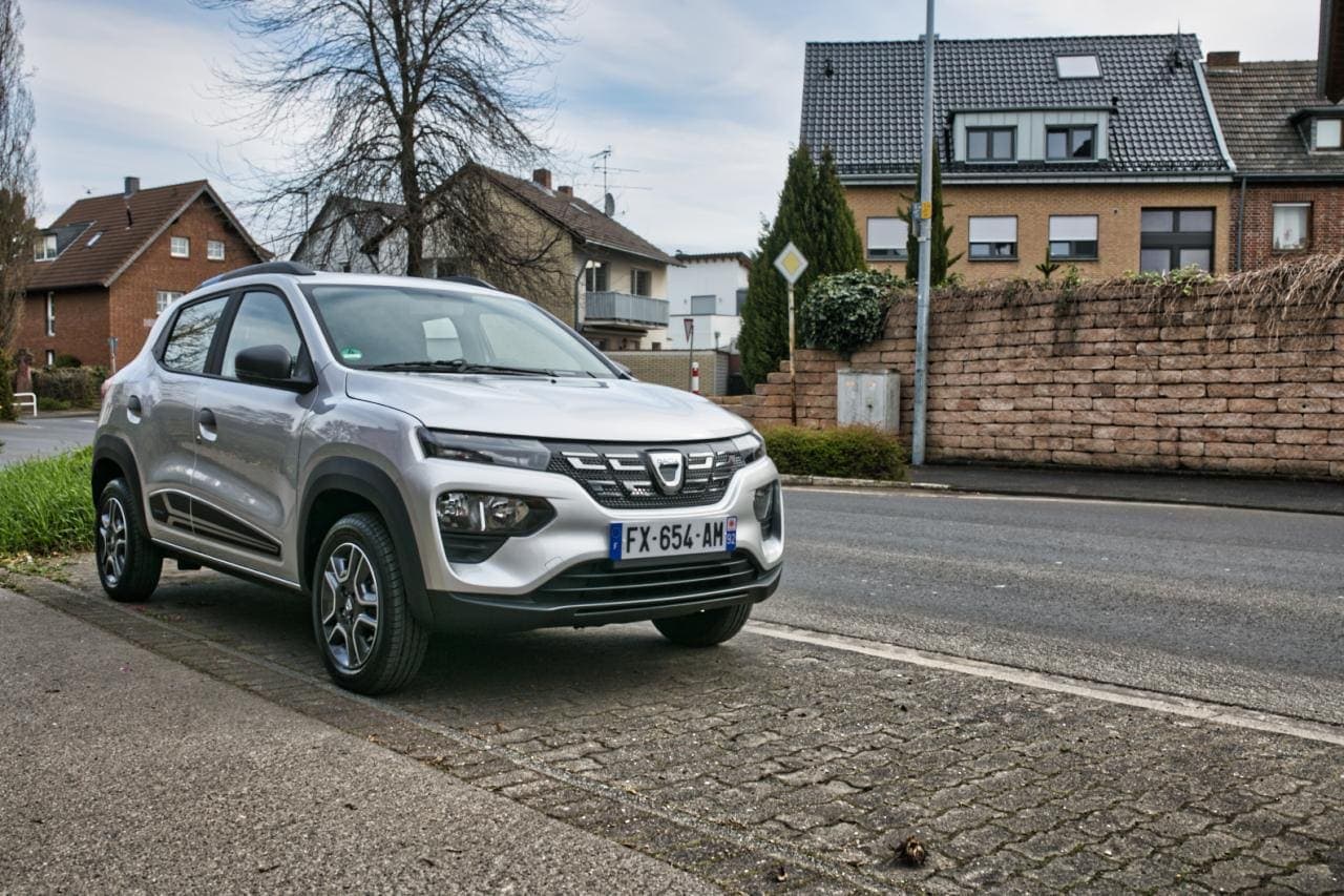 Cover Image for Dacia Spring Electric: Auf Spritztour mit dem E-CUV im Bonner Raum