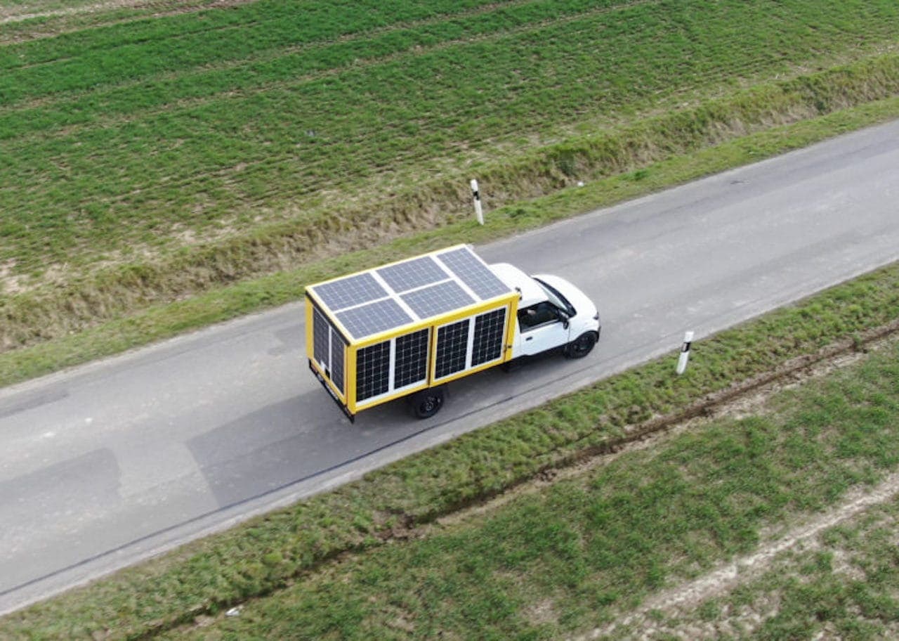 Cover Image for Solar-Institut ISFH erprobt PV-Reichweitenverlängerung für leichte E-Nutzfahrzeuge