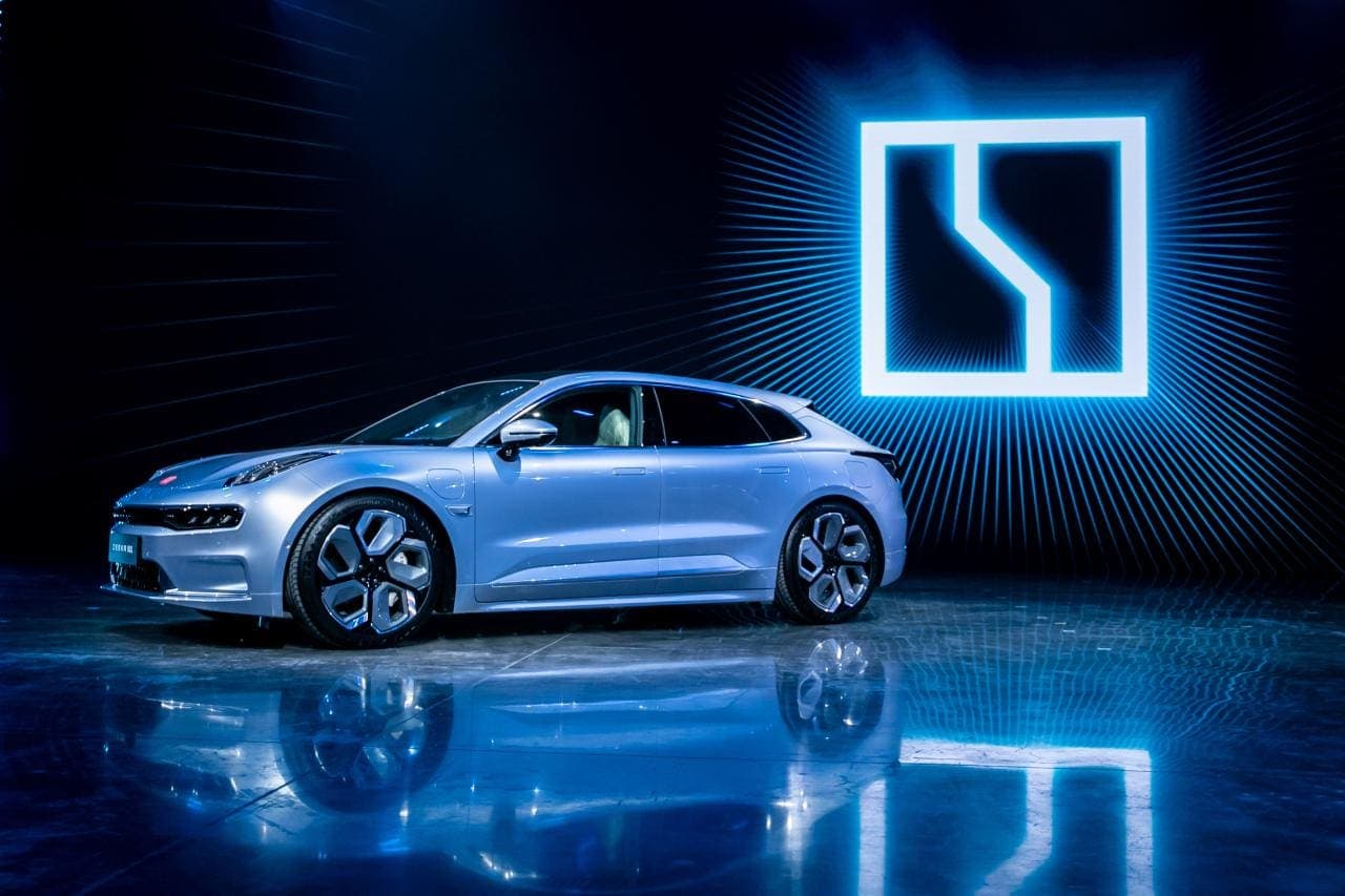 Cover Image for Geelys Zeekr 001 Shooting Brake bietet 700 km Reichweite & eigenes Ladenetz