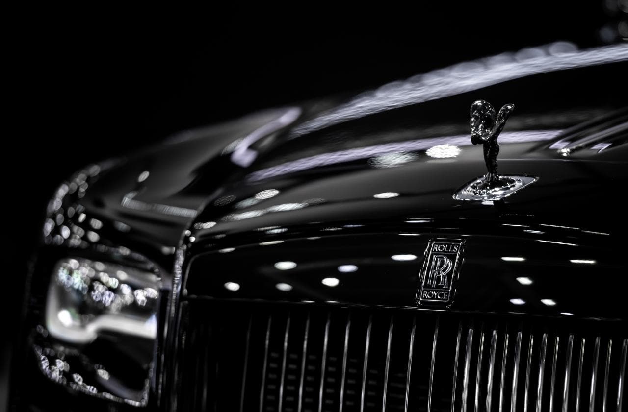 Cover Image for Silent Shadow: Rolls Royce bestätigt Arbeit an erstem Elektroauto